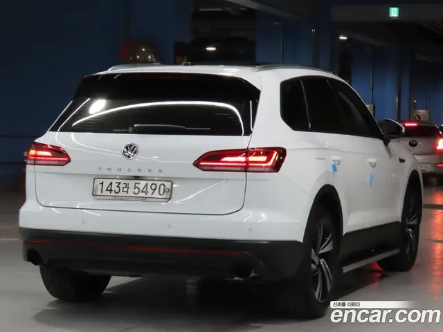 Volkswagen Touareg 2020 3.0 автомат (гидро), миниатюра 2 Volkswagen Touareg 2020 3.0 автомат (гидро), миниатюра 2