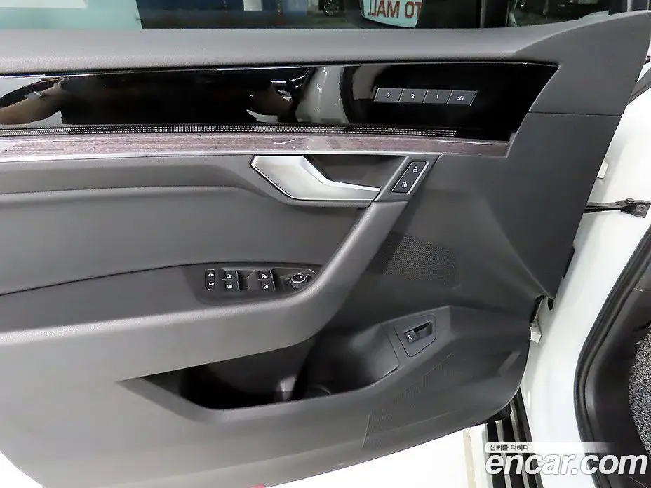 Volkswagen Touareg 2020 3.0 автомат (гидро), фото 12 Volkswagen Touareg 2020 3.0 автомат (гидро), фото 12