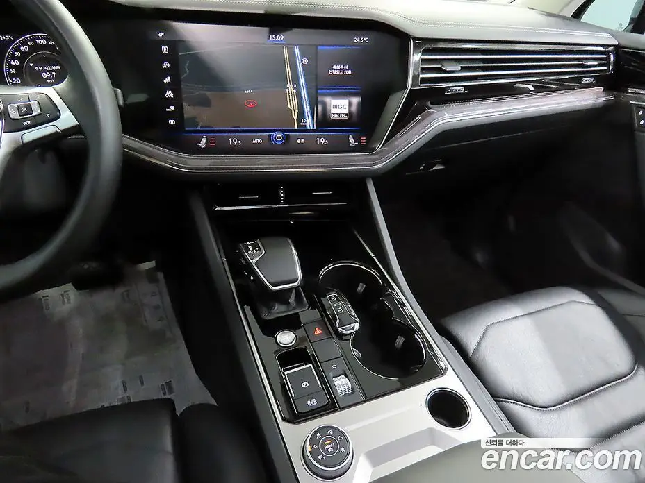 Volkswagen Touareg 2020 3.0 автомат (гидро), фото 18 Volkswagen Touareg 2020 3.0 автомат (гидро), фото 18