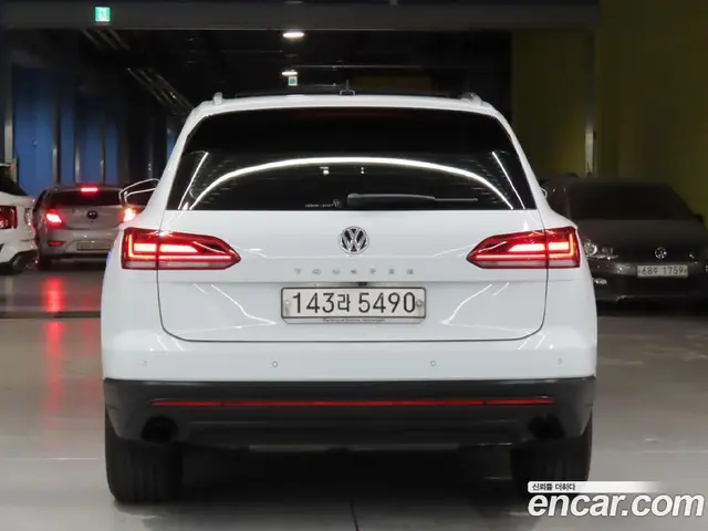 Volkswagen Touareg 2020 3.0 автомат (гидро), миниатюра 4 Volkswagen Touareg 2020 3.0 автомат (гидро), миниатюра 4