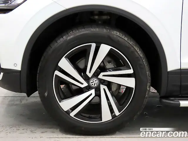 Volkswagen Touareg 2020 3.0 автомат (гидро), миниатюра 5 Volkswagen Touareg 2020 3.0 автомат (гидро), миниатюра 5