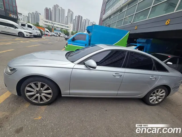 Audi A6 2014 3.0 автомат (гидро), миниатюра 3