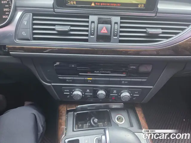 Audi A6 2014 3.0 автомат (гидро), миниатюра 10