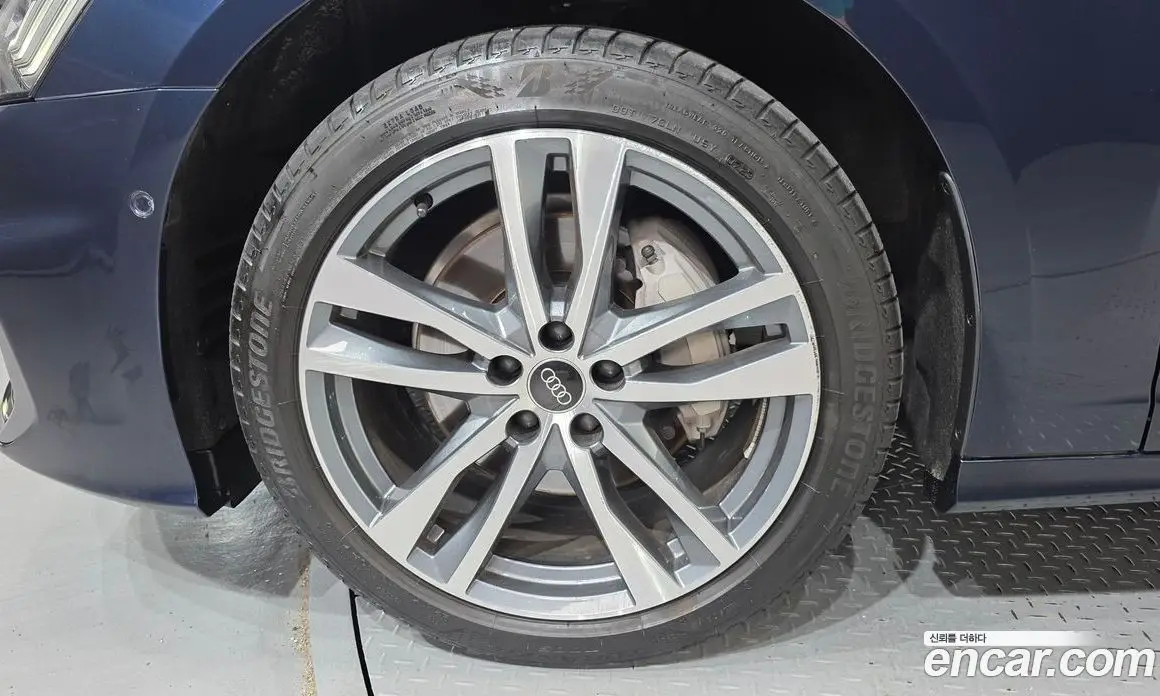 Audi A6 2023 2.0 автомат (гидро), фото 5 Audi A6 2023 2.0 автомат (гидро), фото 5