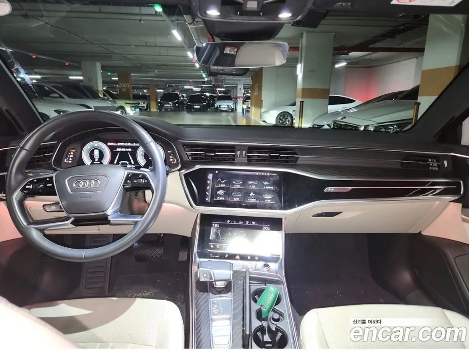 Audi A6 2023 2.0 автомат (гидро), фото 6