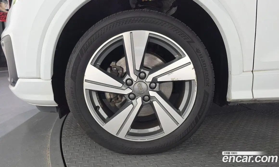 Audi Q2 2020 2.0 автомат (гидро), фото 5 Audi Q2 2020 2.0 автомат (гидро), фото 5