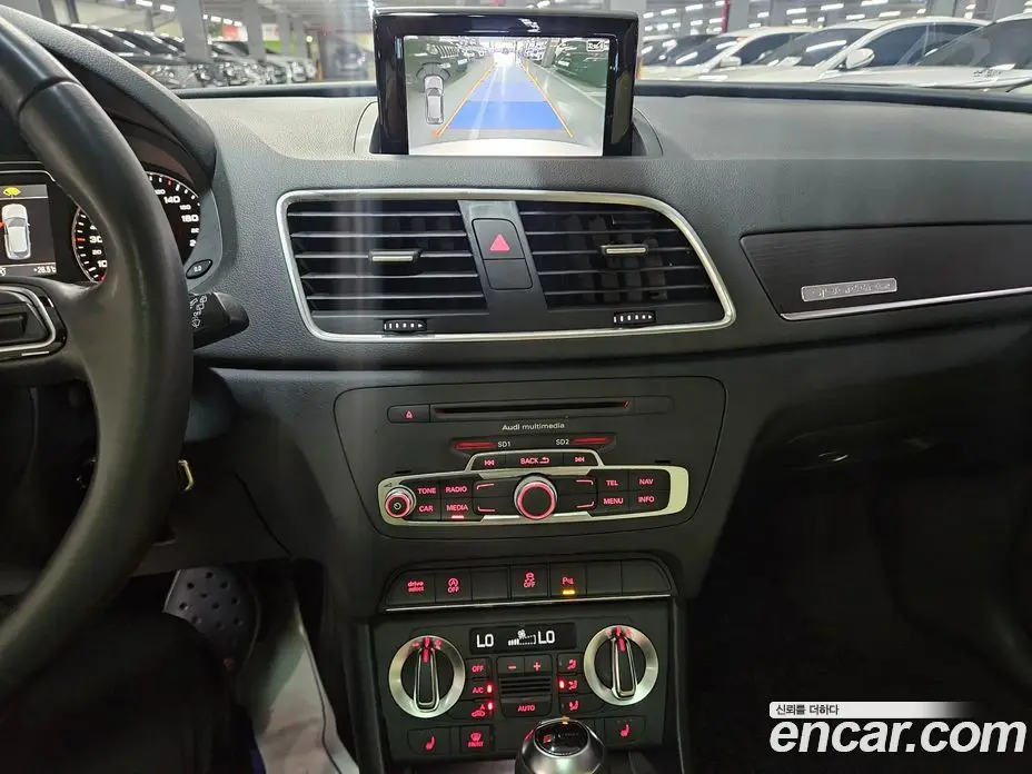 Audi Q3 2014 2.0 автомат (гидро), фото 6
