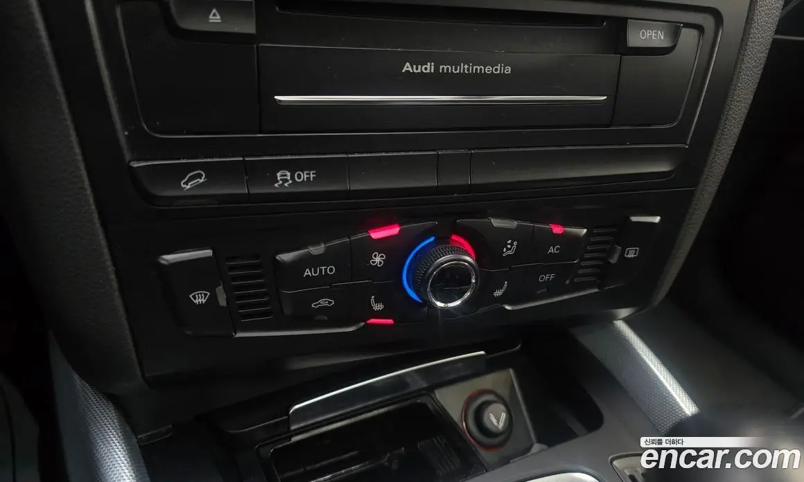 Audi Q5 2011 2.0 автомат (гидро), фото 18 Audi Q5 2011 2.0 автомат (гидро), фото 18