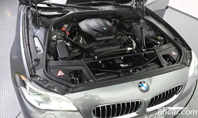 BMW 5 серия 2016 2.0 автомат (гидро), миниатюра 6 BMW 5 серия 2016 2.0 автомат (гидро), миниатюра 6