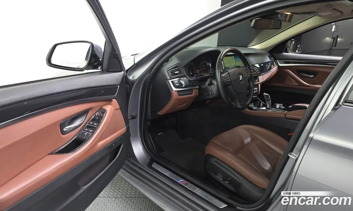 BMW 5 серия 2016 2.0 автомат (гидро), фото 10 BMW 5 серия 2016 2.0 автомат (гидро), фото 10