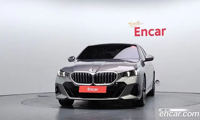 BMW 5 серия 2025 2.0 автомат (гидро), миниатюра 3