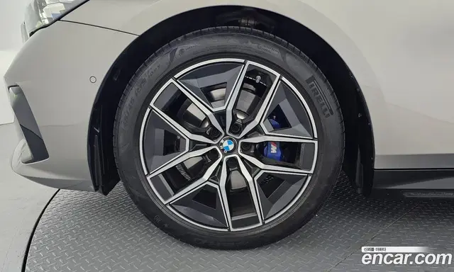 BMW 5 серия 2025 2.0 автомат (гидро), миниатюра 5