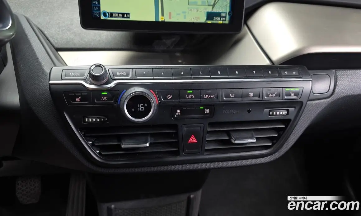 BMW i3 2014 автомат (гидро), фото 15
