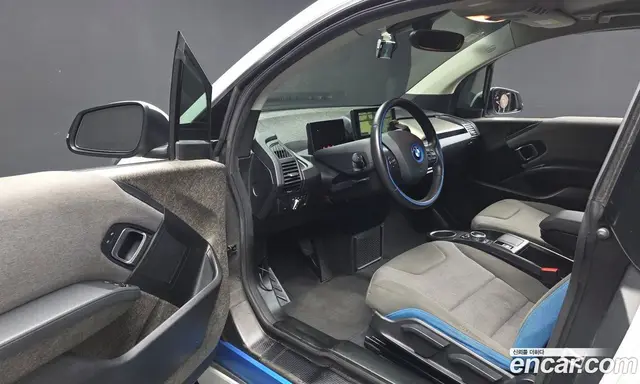 BMW i3 2014 автомат (гидро), миниатюра 10