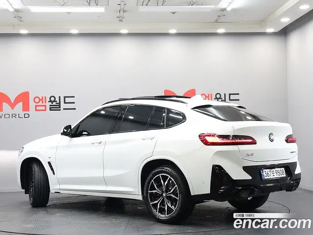 BMW X4 2023 2.0 автомат (гидро), миниатюра 3 BMW X4 2023 2.0 автомат (гидро), миниатюра 3