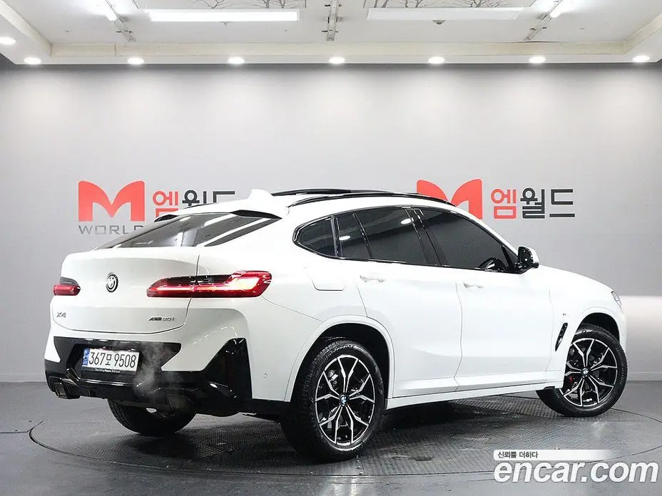 BMW X4 2023 2.0 автомат (гидро), фото 4 BMW X4 2023 2.0 автомат (гидро), фото 4