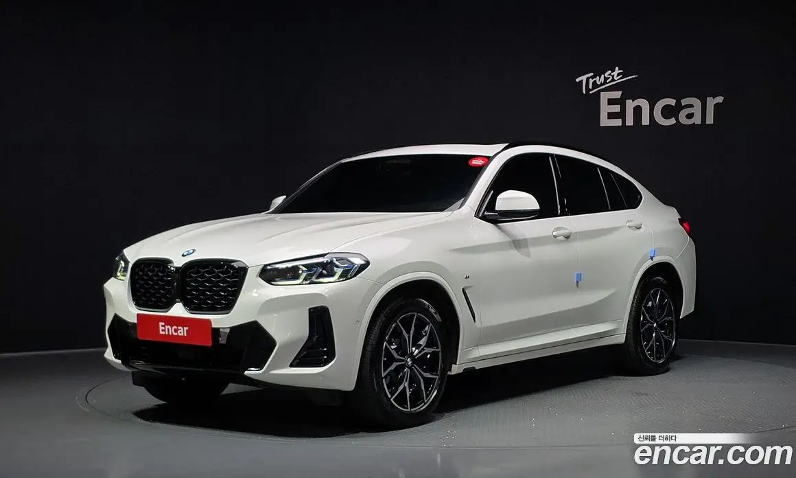 BMW X4 2024 2.0 автомат (гидро), фото 1 BMW X4 2024 2.0 автомат (гидро), фото 1