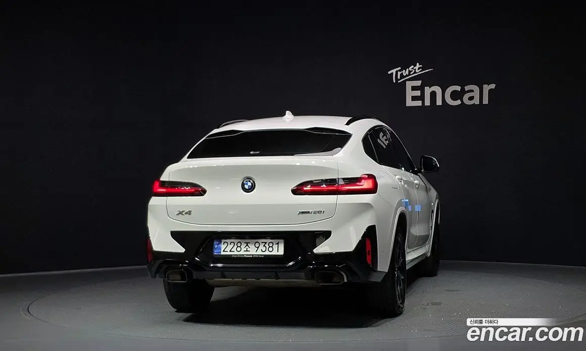 BMW X4 2024 2.0 автомат (гидро), фото 4 BMW X4 2024 2.0 автомат (гидро), фото 4