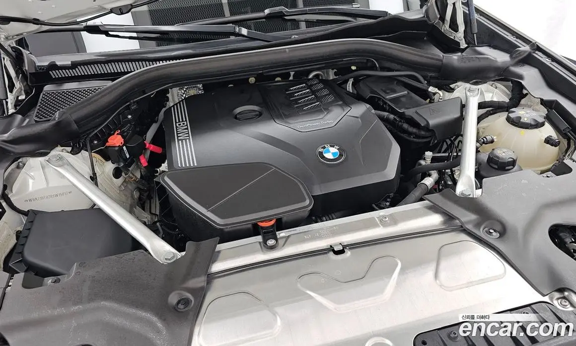 BMW X4 2024 2.0 автомат (гидро), фото 6 BMW X4 2024 2.0 автомат (гидро), фото 6