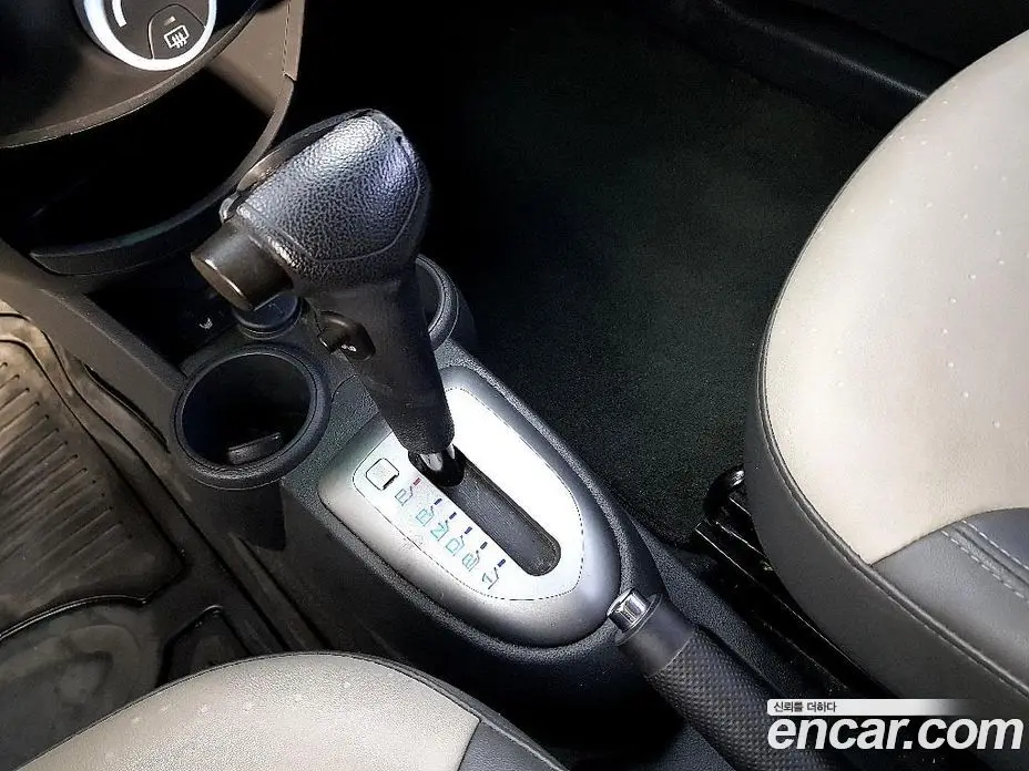 Chevrolet Spark 2012 1.0 автомат (гидро), фото 14