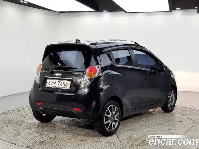 Chevrolet Spark 2012 1.0 автомат (гидро), миниатюра 4