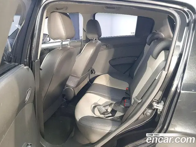 Chevrolet Spark 2012 1.0 автомат (гидро), миниатюра 9