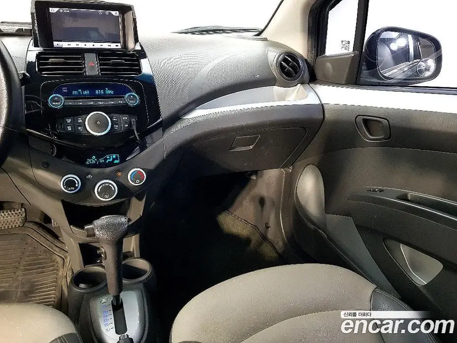 Chevrolet Spark 2012 1.0 автомат (гидро), фото 10