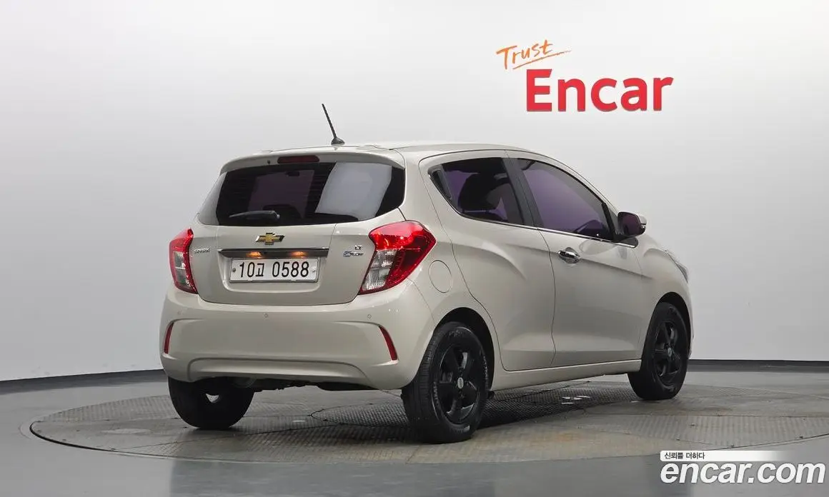 Chevrolet Spark 2016 1.0 автомат (гидро), фото 2 Chevrolet Spark 2016 1.0 автомат (гидро), фото 2