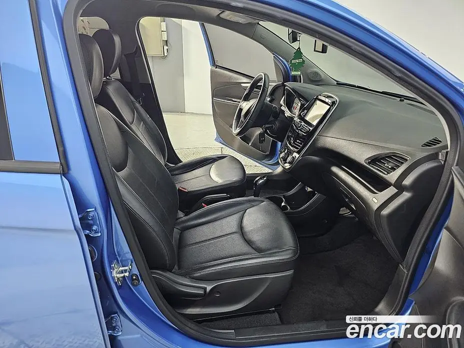 Chevrolet Spark 2016 1.0 автомат (гидро), фото 11 Chevrolet Spark 2016 1.0 автомат (гидро), фото 11