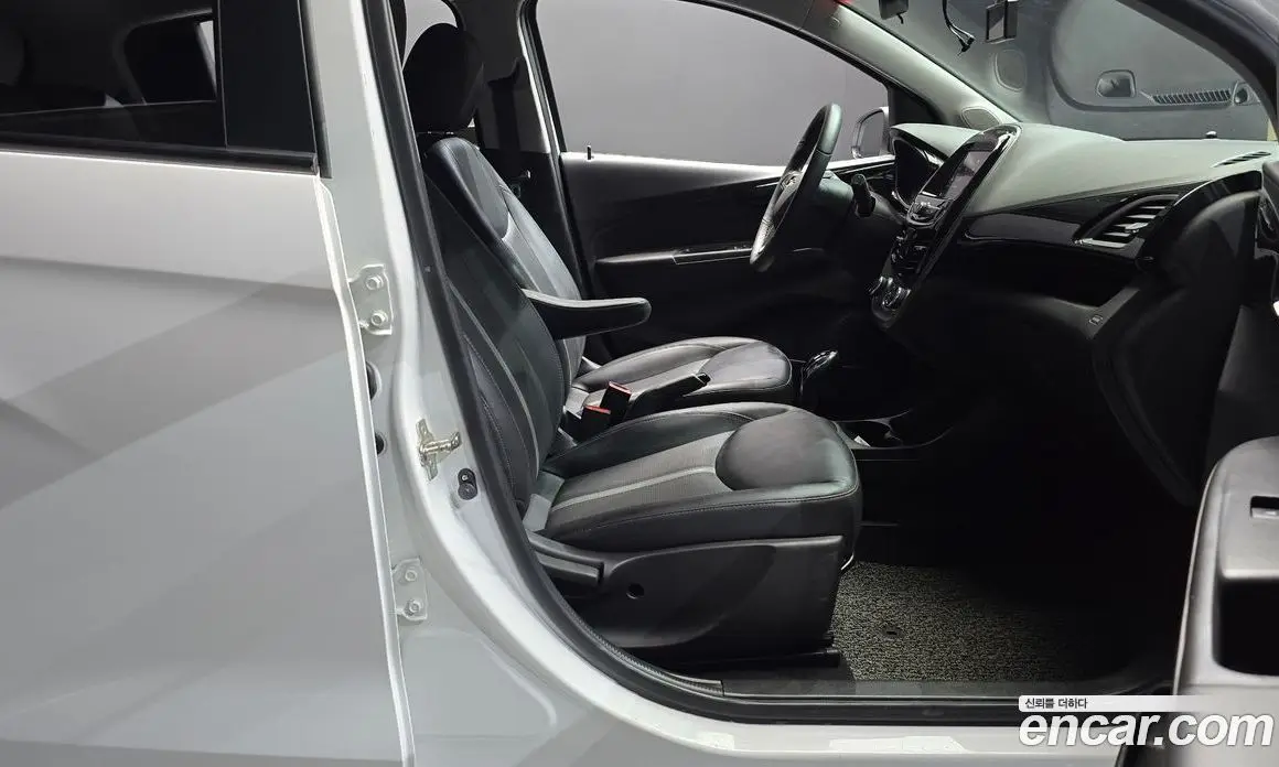 Chevrolet Spark 2020 1.0 автомат (гидро), фото 11