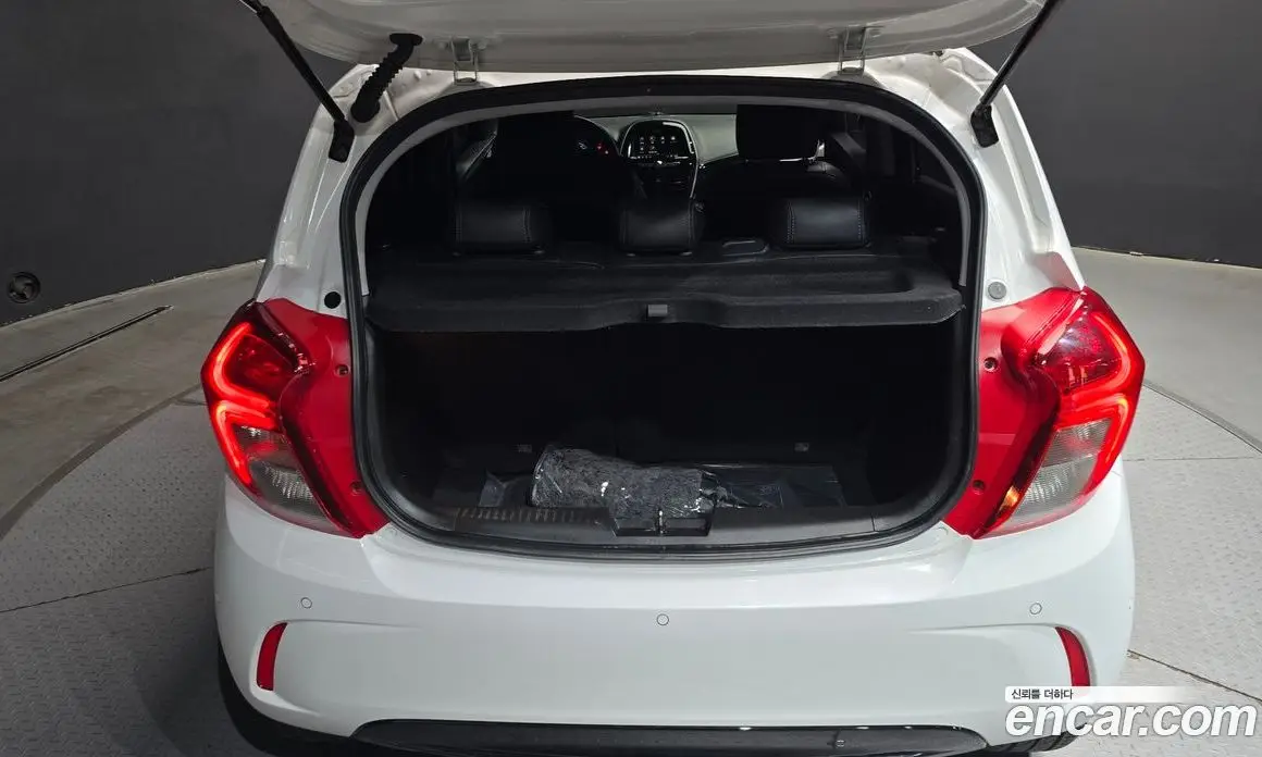 Chevrolet Spark 2020 1.0 автомат (гидро), фото 20