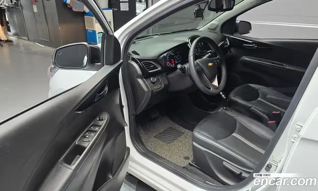 Chevrolet Spark 2020 1.0 автомат (гидро), миниатюра 10