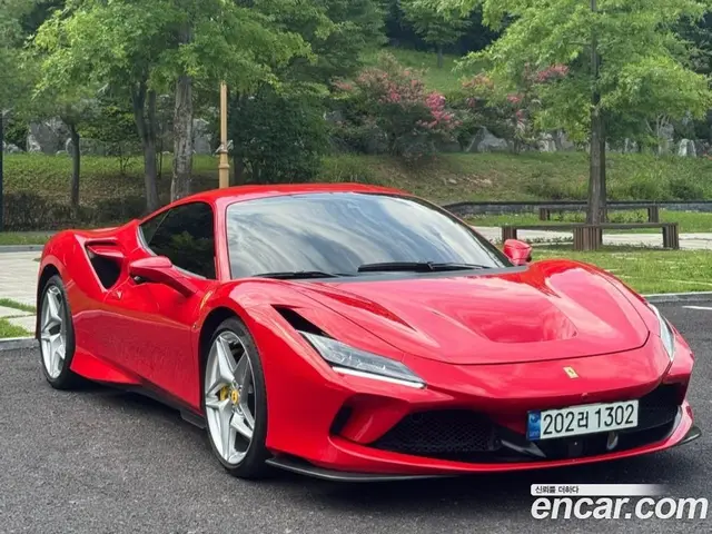 Ferrari F8, 2021, 19 000 км