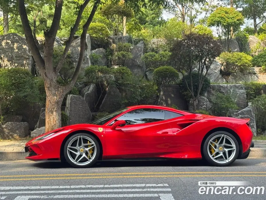 Ferrari F8 2021 3.9 автомат (гидро), фото 13