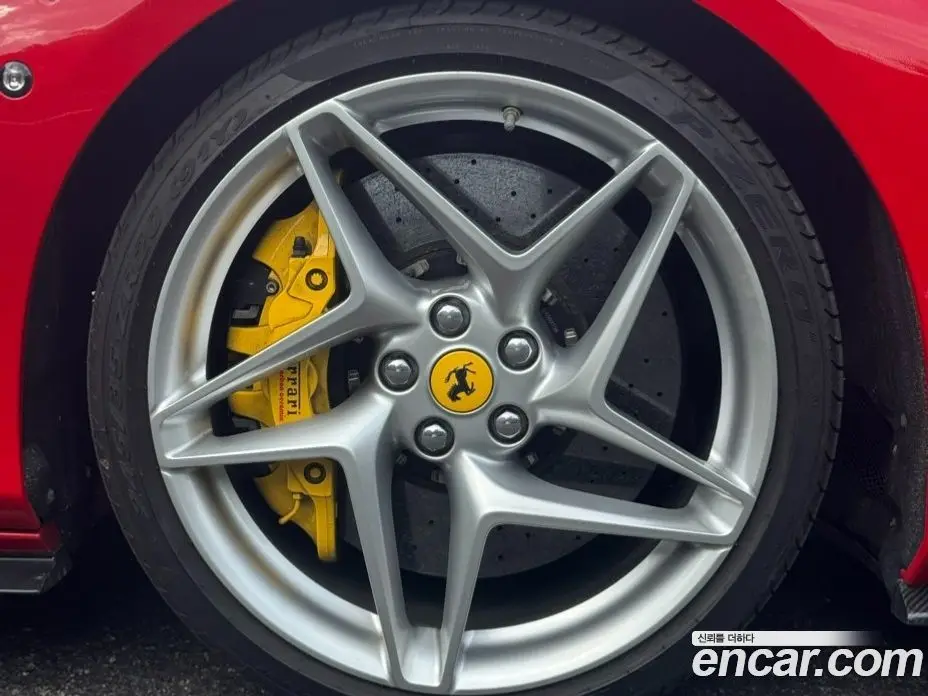 Ferrari F8 2021 3.9 автомат (гидро), фото 17