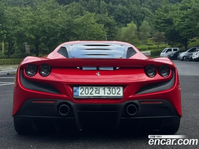 Ferrari F8 2021 3.9 автомат (гидро), миниатюра 3