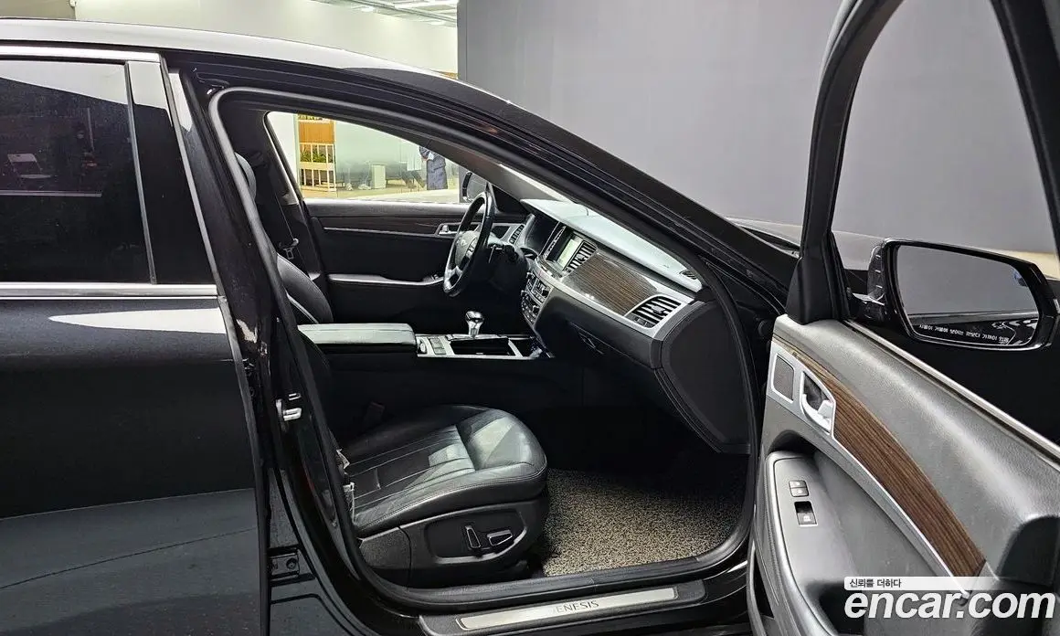 Genesis G80 2017 3.3 автомат (гидро), фото 11 Genesis G80 2017 3.3 автомат (гидро), фото 11