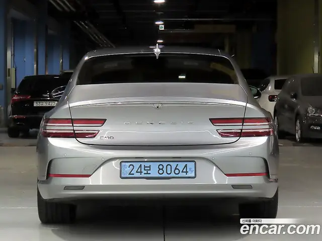 Genesis G80 2022 0.1 автомат (гидро), миниатюра 3 Genesis G80 2022 0.1 автомат (гидро), миниатюра 3