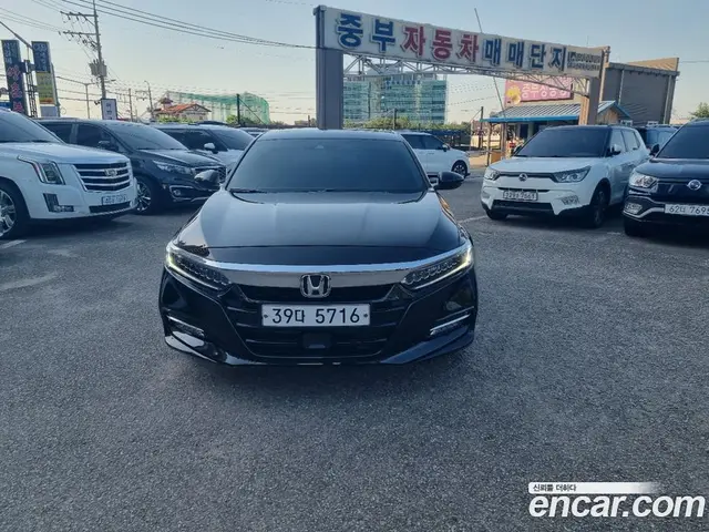 Honda Accord 2018 2.0 автомат (гидро), миниатюра 2 Honda Accord 2018 2.0 автомат (гидро), миниатюра 2