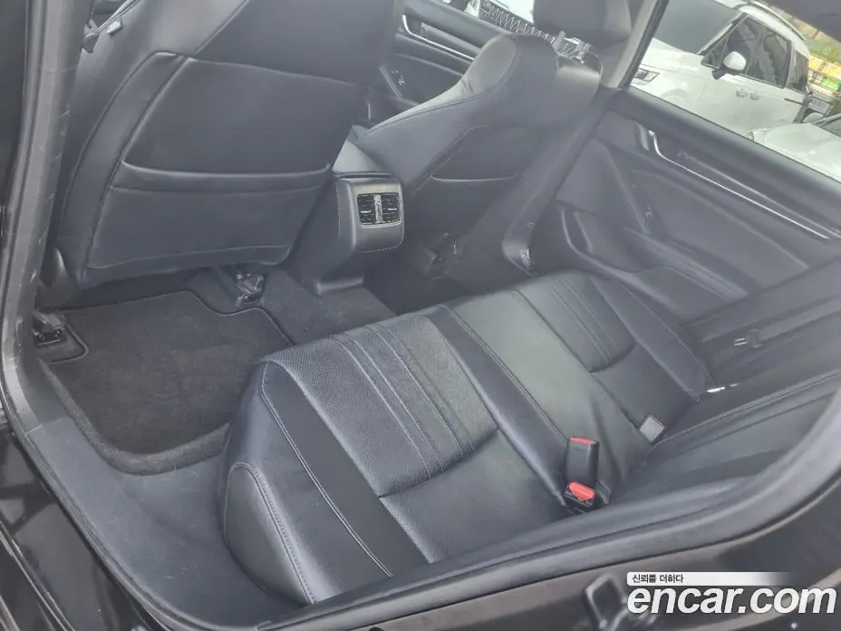 Honda Accord 2018 2.0 автомат (гидро), фото 18 Honda Accord 2018 2.0 автомат (гидро), фото 18