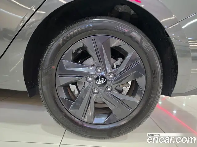 Hyundai Avante 2021 1.6 автомат (гидро), миниатюра 6 Hyundai Avante 2021 1.6 автомат (гидро), миниатюра 6