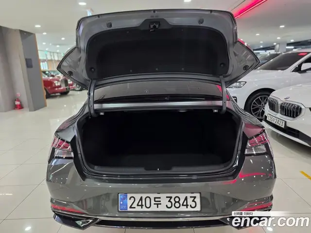 Hyundai Avante 2021 1.6 автомат (гидро), миниатюра 7 Hyundai Avante 2021 1.6 автомат (гидро), миниатюра 7
