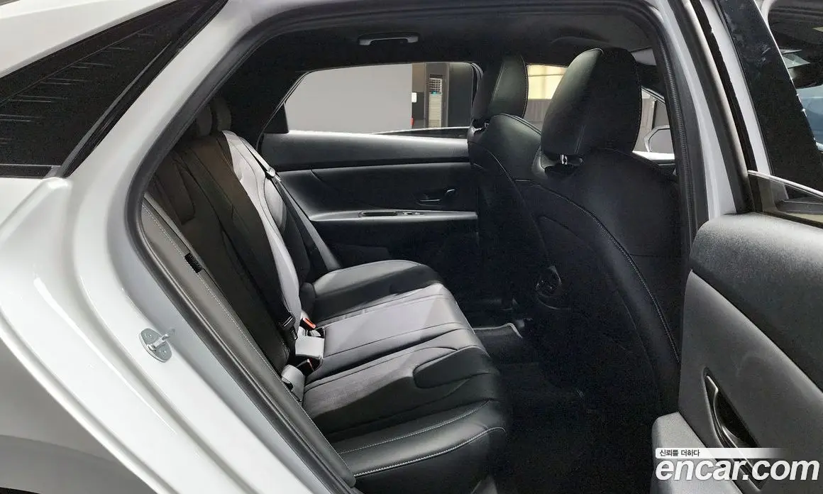 Hyundai Avante 2023 2.0 автомат (гидро), фото 12 Hyundai Avante 2023 2.0 автомат (гидро), фото 12