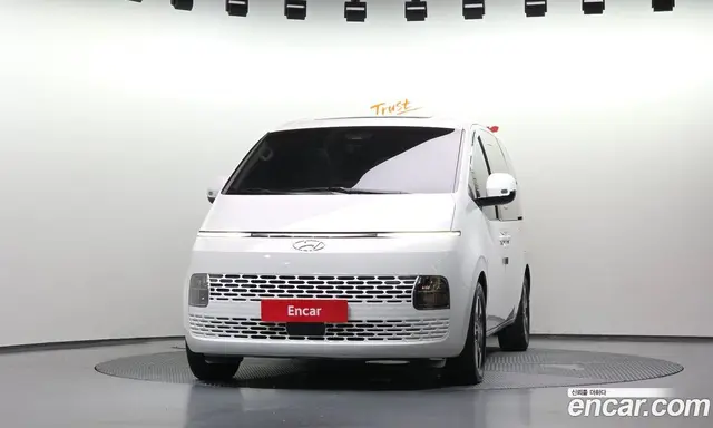 Hyundai Staria 2021 2.2 автомат (гидро), миниатюра 3 Hyundai Staria 2021 2.2 автомат (гидро), миниатюра 3