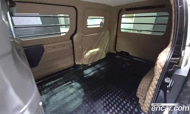 Hyundai Staria 2024 2.2 автомат (гидро), миниатюра 12