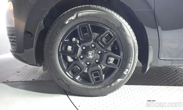 Hyundai Staria 2024 2.2 автомат (гидро), миниатюра 5