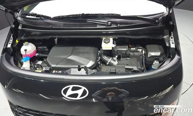 Hyundai Staria 2024 2.2 автомат (гидро), миниатюра 6