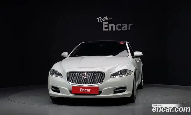 Jaguar XJ 2014 3.0 автомат (гидро), миниатюра 3