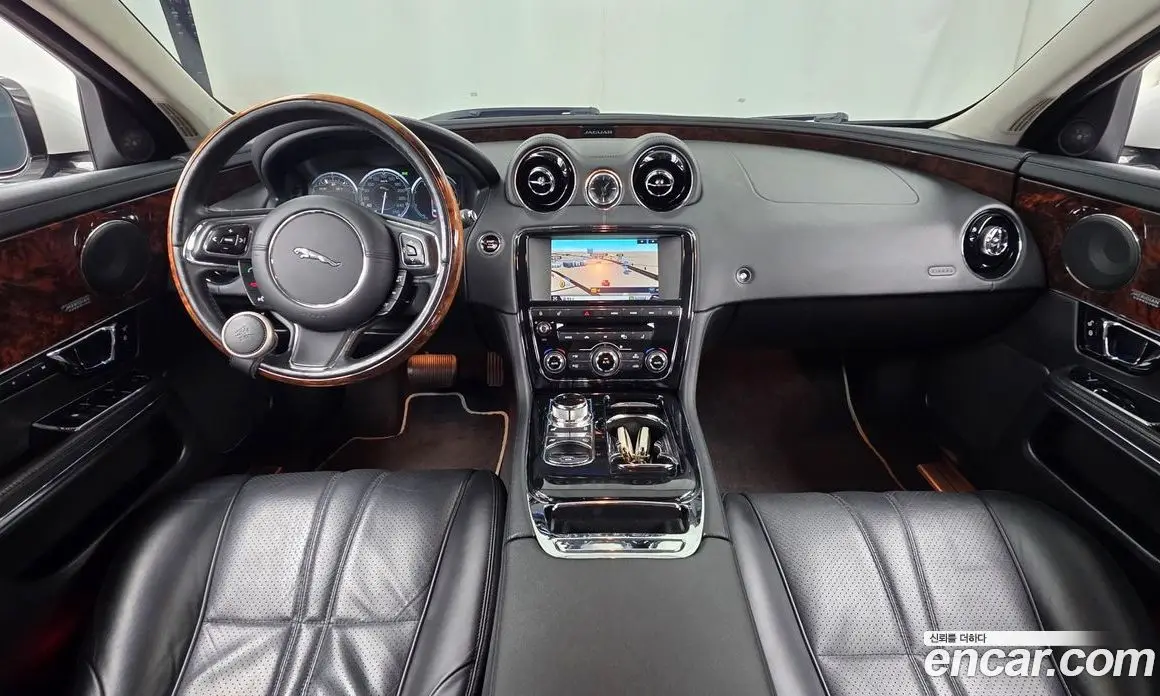 Jaguar XJ 2014 3.0 автомат (гидро), фото 7