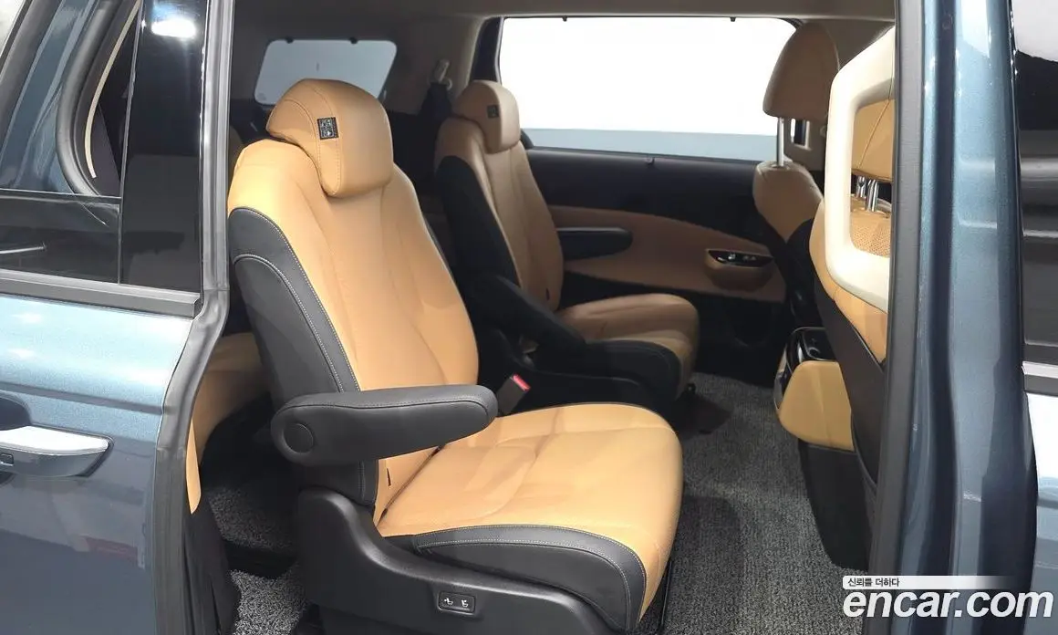 Kia Carnival 2022 2.2 автомат (гидро), фото 11 Kia Carnival 2022 2.2 автомат (гидро), фото 11